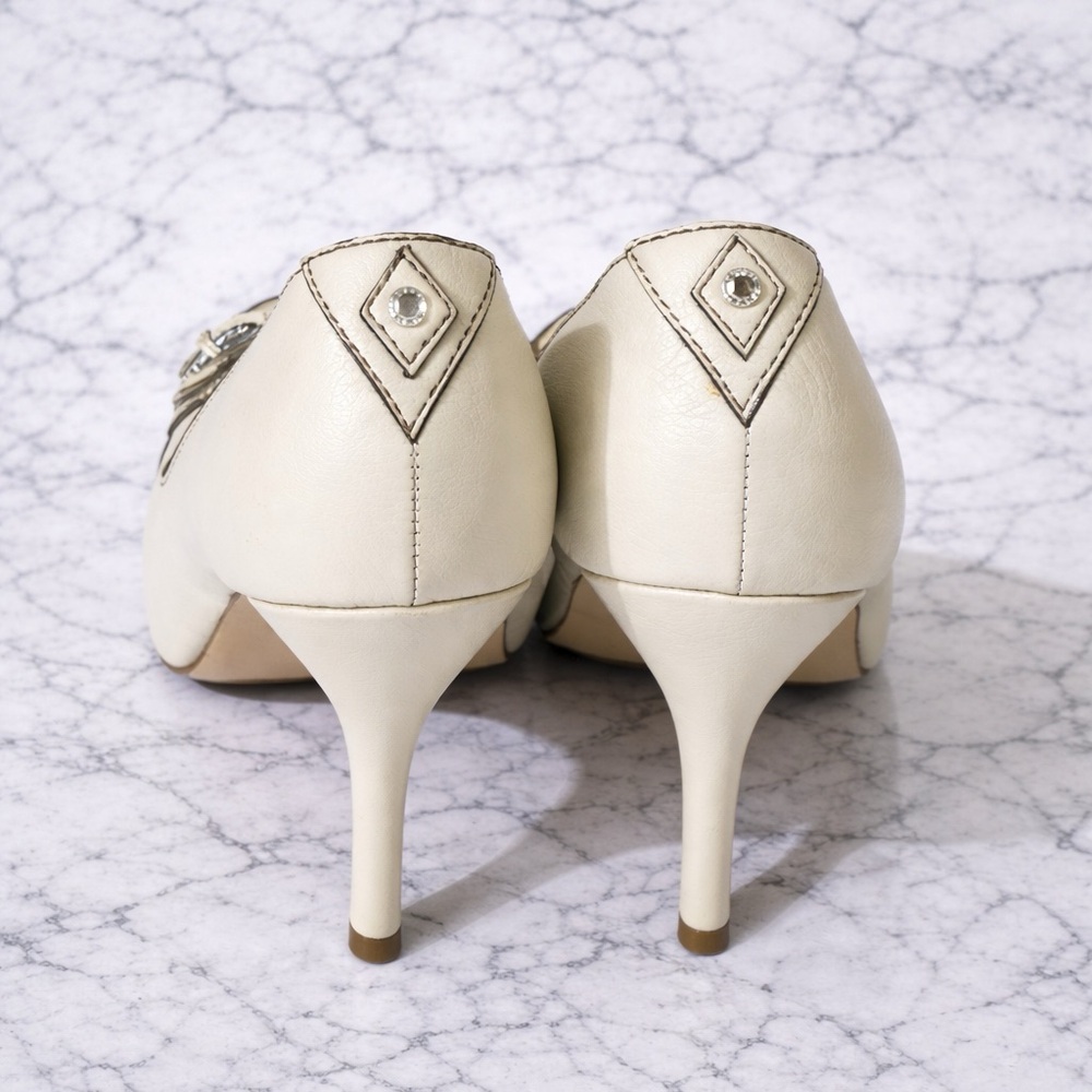 Karen Millen Cream and Black Heels - Picture 3 of 3